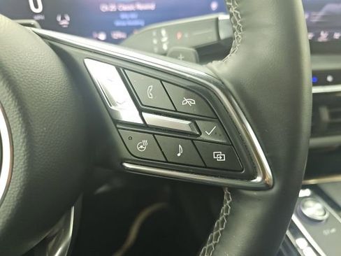 Used 2025 Buick Enclave Avenir w/ Super Cruise Package image 27