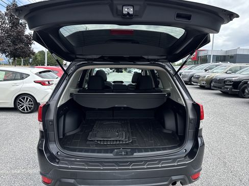 Used 2019 Subaru Forester Premium AWD/4WD image 34