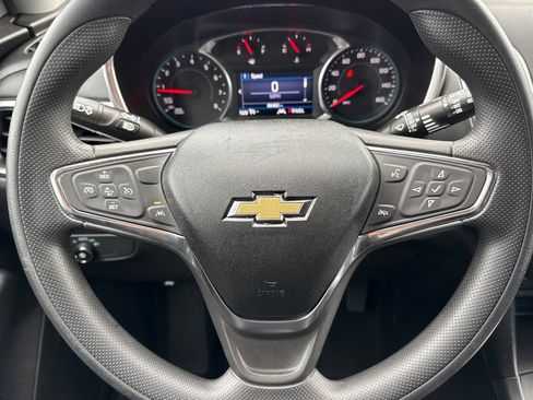 Used 2021 Chevrolet Equinox LT FWD image 24