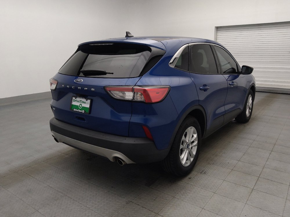 Used 2022 Ford Escape SE w/ Cold Weather Package FWD image 9