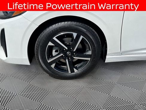 Used 2024 Nissan Sentra SV w/ Trunk Package FWD image 8