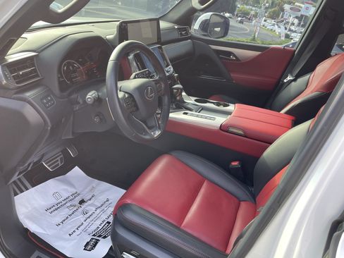 Used 2024 Lexus LX 600 F Sport AWD/4WD image 10