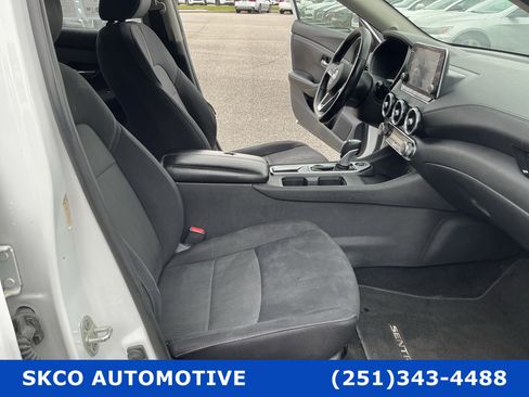Used 2021 Nissan Sentra SV w/ Trunk Package FWD image 13