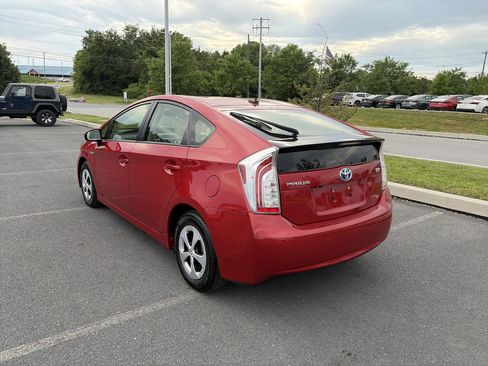 Used 2015 Toyota Prius Four FWD image 6