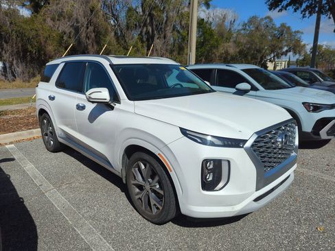 Used 2021 Hyundai Palisade Limited image 1