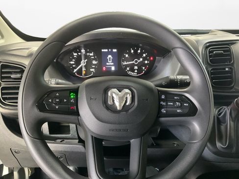 Used 2025 RAM ProMaster 2500 w/ Safety Group FWD image 14