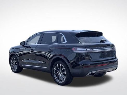 Used 2022 Lincoln Nautilus Reserve AWD/4WD image 9