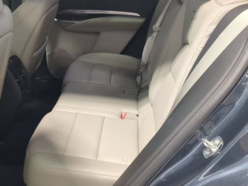 Used 2021 Cadillac XT4 Luxury w/ Cold Weather Package AWD/4WD image 23