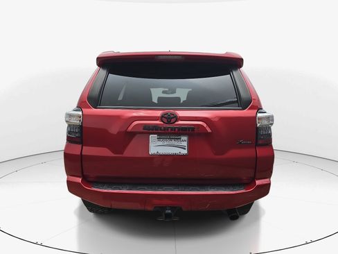 Used 2022 Toyota 4Runner SR5 RWD image 5