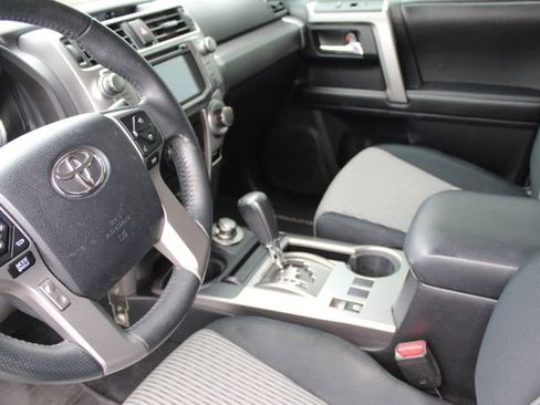 Used 2015 Toyota 4Runner SR5 image 14