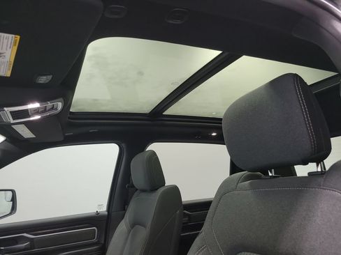 Used 2020 RAM 1500 Big Horn AWD/4WD image 2