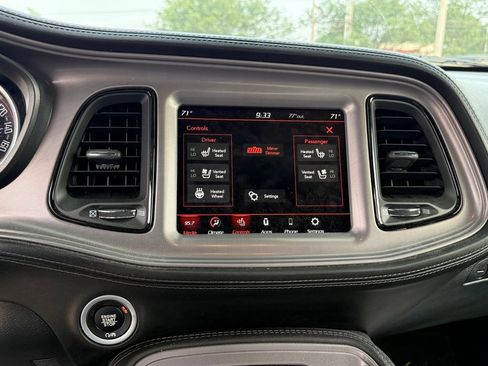 Used 2023 Dodge Challenger SXT w/ Plus Package RWD image 19