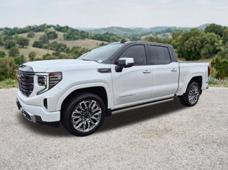 Used 2024 GMC Sierra 1500 Denali Ultimate AWD/4WD video 3