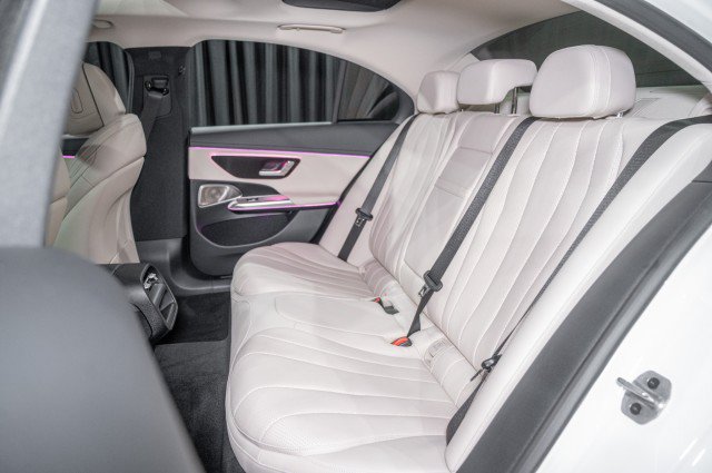 Used 2026 Mercedes-Benz E 350 Sedan image 12
