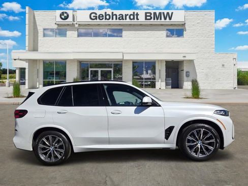 New 2026 BMW X5 xDrive50e w/ M Sport Package image 4