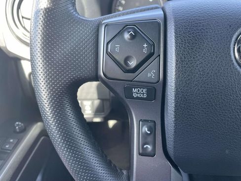 Used 2023 Toyota Tacoma TRD Off-Road image 31