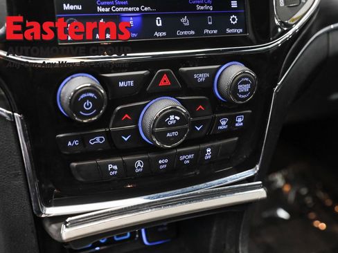 Used 2021 Jeep Grand Cherokee Limited w/ Premium Lighting Group image 20