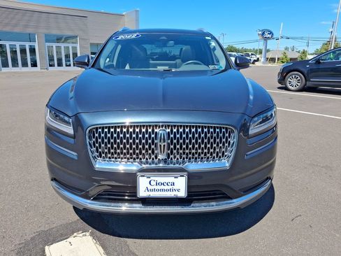 Used 2022 Lincoln Nautilus Reserve AWD/4WD image 2