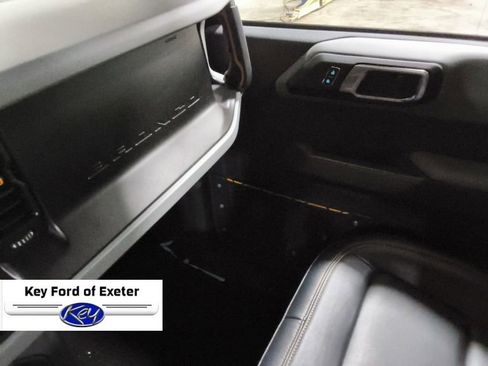 Used 2023 Ford Bronco Badlands w/ Sasquatch Package AWD/4WD image 36