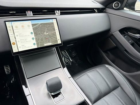 Used 2024 Land Rover Range Rover Evoque Dynamic SE image 27