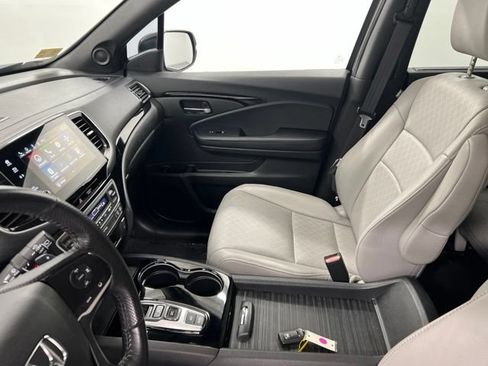 Used 2019 Honda Passport Touring image 23