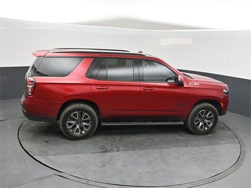 Used 2022 Chevrolet Tahoe Z71 w/ Luxury Package image 31