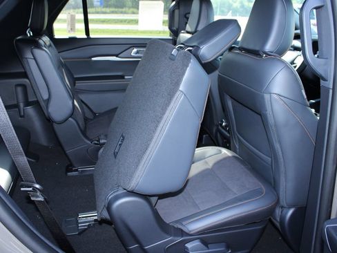 New 2026 Ford Explorer Tremor w/ Tremor Ultimate Package AWD/4WD image 20