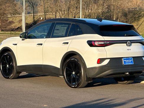 New 2026 Volkswagen ID.4 Pro S Plus image 5
