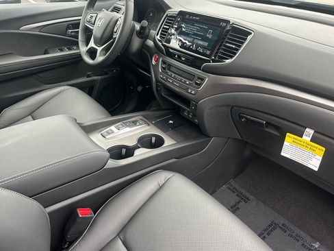 New 2026 Honda Ridgeline RTL image 17