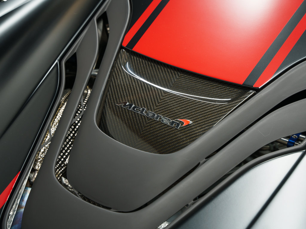 Used 2015 McLaren P1 RWD image 27