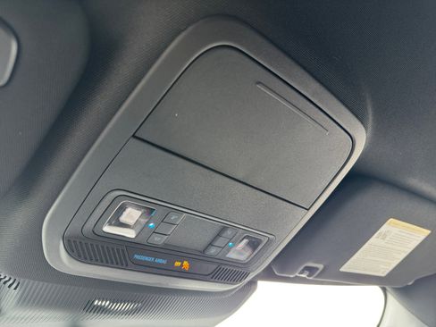New 2026 Ford Explorer Platinum AWD/4WD image 18