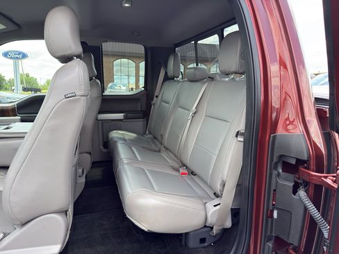 Used 2017 Ford F150 Lariat w/ Equipment Group 501A Mid AWD/4WD image 12