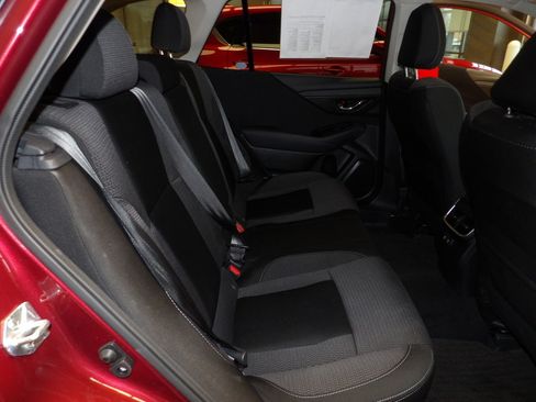 Used 2022 Subaru Outback Premium image 18