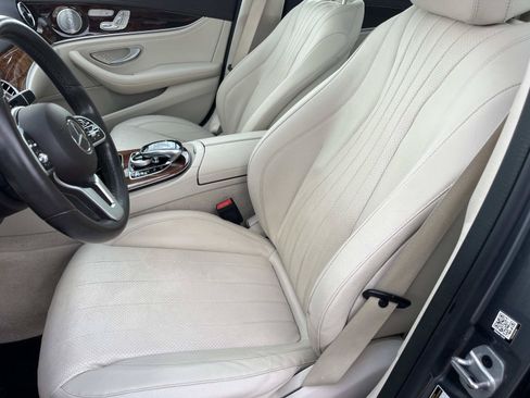 Certified 2019 Mercedes-Benz E 300 image 25
