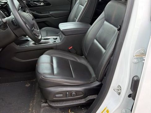 Certified 2023 Chevrolet Traverse RS w/ LPO, Floor Liner Package AWD/4WD image 5
