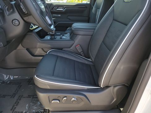 New 2026 GMC Sierra 1500 AT4X image 6