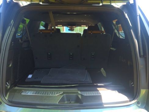 Used 2024 Chevrolet Suburban High Country w/ Max Trailering Package AWD/4WD image 6