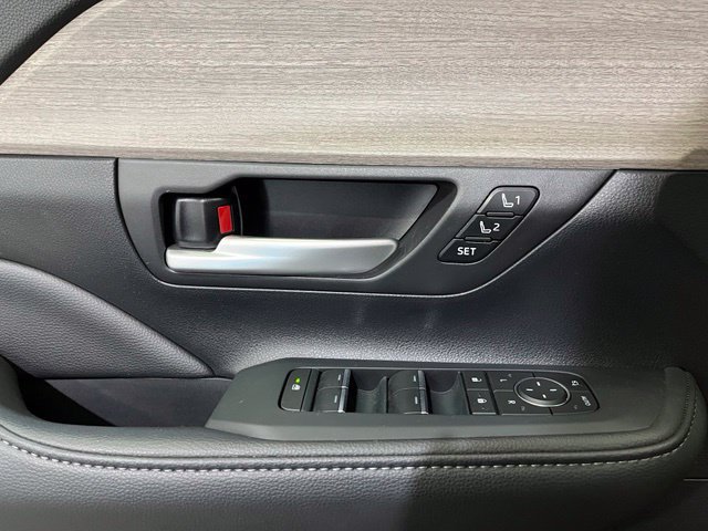Certified 2026 Toyota Grand Highlander AWD Hybrid image 17