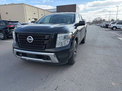 Used 2022 Nissan Titan SV