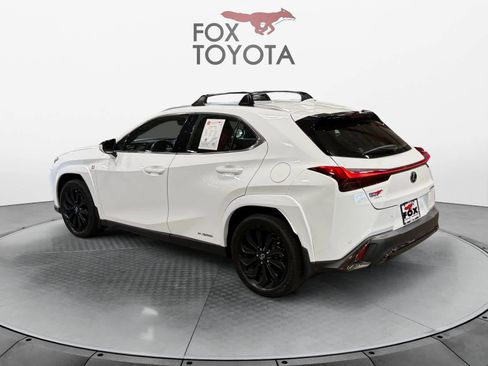 Used 2022 Lexus UX 250h F Sport w/ F Sport Premium Package AWD/4WD image 4