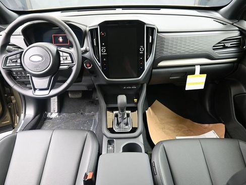 New 2025 Subaru Forester Limited image 18
