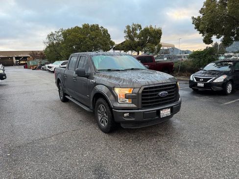 Used 2016 Ford F150 XLT w/ Equipment Group 302A Luxury image 2