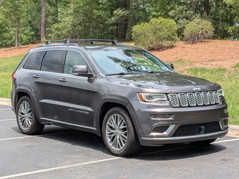 Used 2017 Jeep Grand Cherokee Summit AWD/4WD image 26