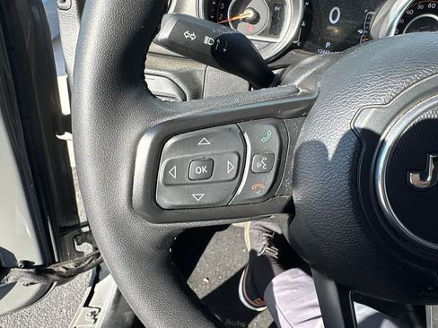 Used 2023 Jeep Wrangler Sport AWD/4WD image 13