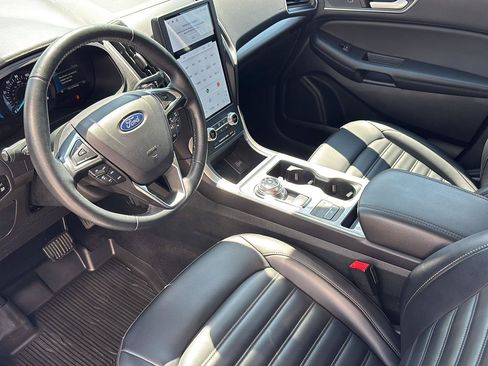 Used 2024 Ford Edge SEL w/ Convenience Package AWD/4WD image 12