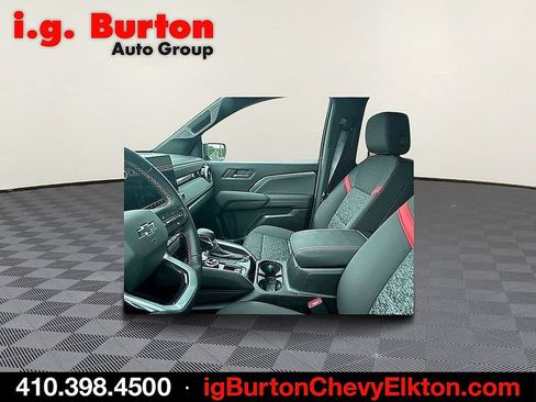 Used 2024 Chevrolet Colorado Z71 w/ Z71 Convenience Package 2 AWD/4WD image 5