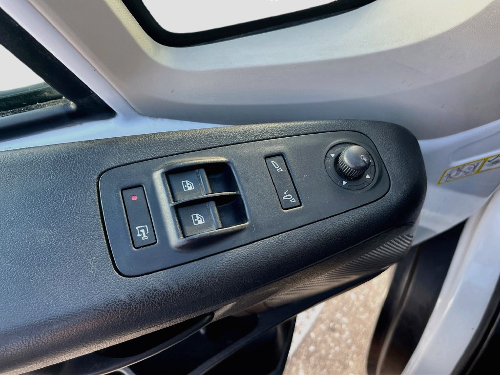 Used 2021 RAM ProMaster 2500 w/ Interior LED Lighting Group FWD image 17