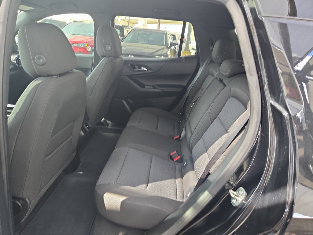 Used 2026 Chevrolet Equinox LT FWD image 17