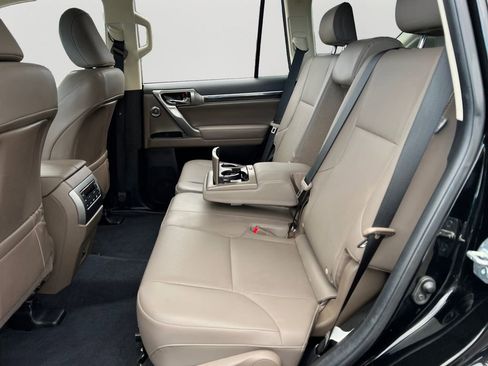 Used 2022 Lexus GX 460 Premium w/ Premium Plus Package image 11