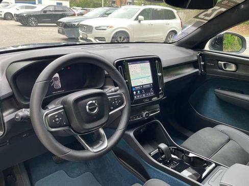 Certified 2023 Volvo C40 P8 Recharge Ultimate AWD/4WD image 10